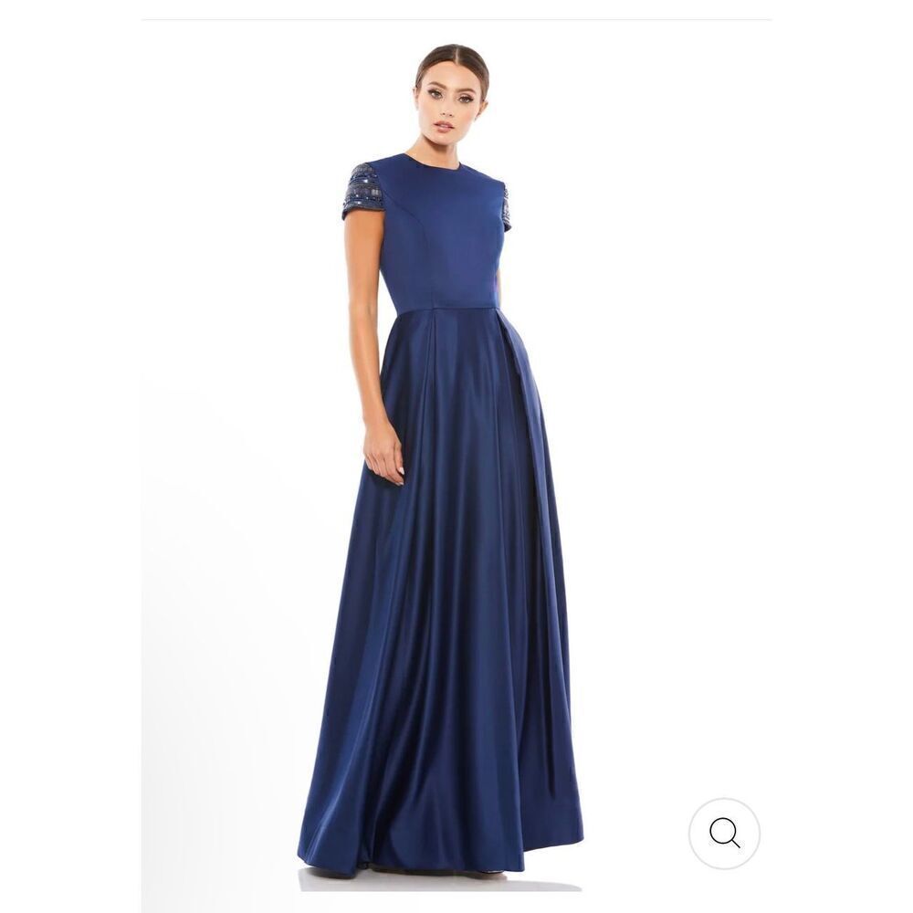 Mac Duggal NWT size 6 Navy Cap Sleeve hand beaded gown style 25947 - A-line
